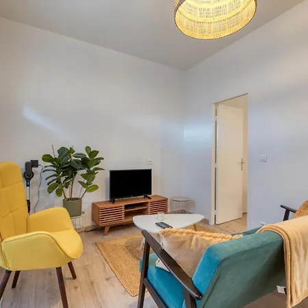 Apartamento Le Voltaire Pour 4 *