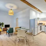 Le Voltaire Pour 4 Apartment