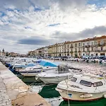 Apartment Le Voltaire Pour 4 *