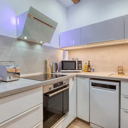 Apartment Le Voltaire Pour 4