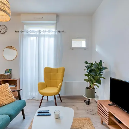 Le Voltaire Pour 4 Apartment