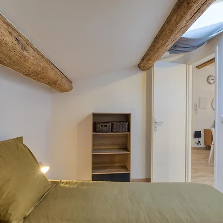Le Voltaire Pour 4 * Sète